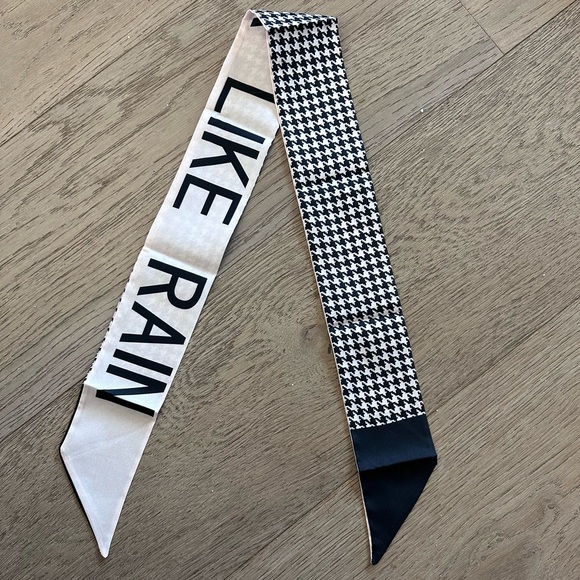 Black & Cream Satin Houndstooth Reversible Neck/Hair/Purse Scarf - Picture 3 of 4